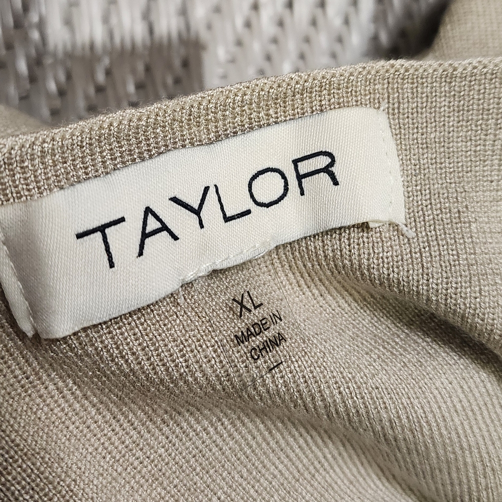 Taylor Maxi Dress - Picture 7 of 10